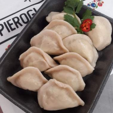 Pierogi ruskie - håndlagde dumplings fylt med kvarg og poteter